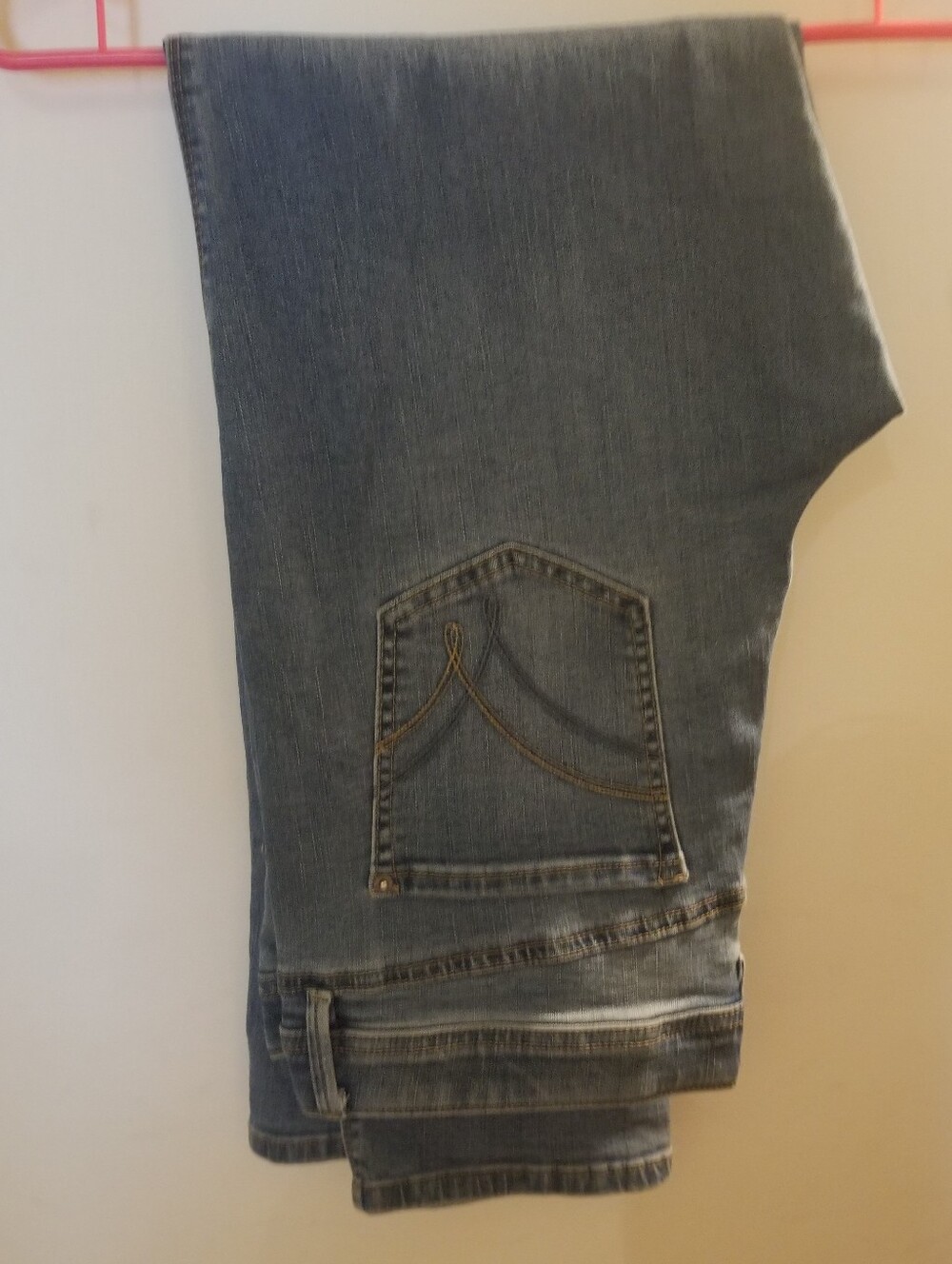 Lincoln Outfitters Medium Wash Jeans - Size 14